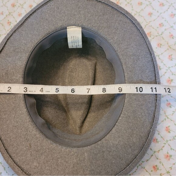 Stylish Gray Fedora Hat With Studded Belt - Picture 3 of 8